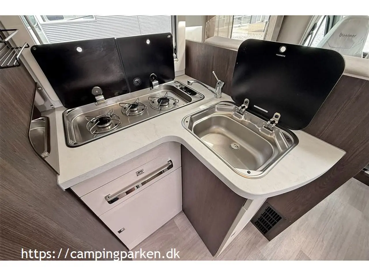 Billede 9 - 2020 - Benimar Sport 363 NK   Super velholdt Benimar 363 Vinter camper til 5 personer