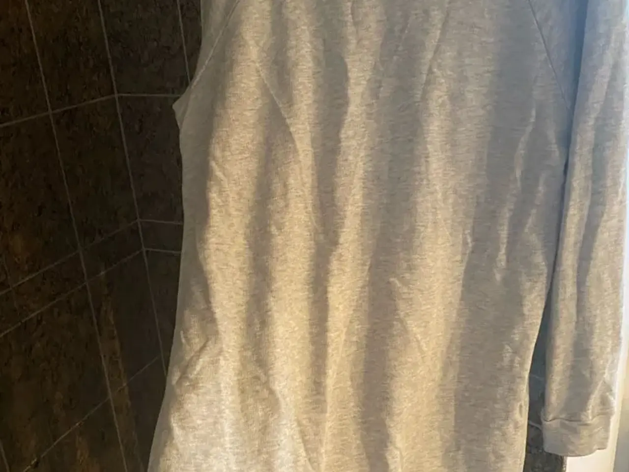 Billede 5 - Flot lang bluse fra pieces str M