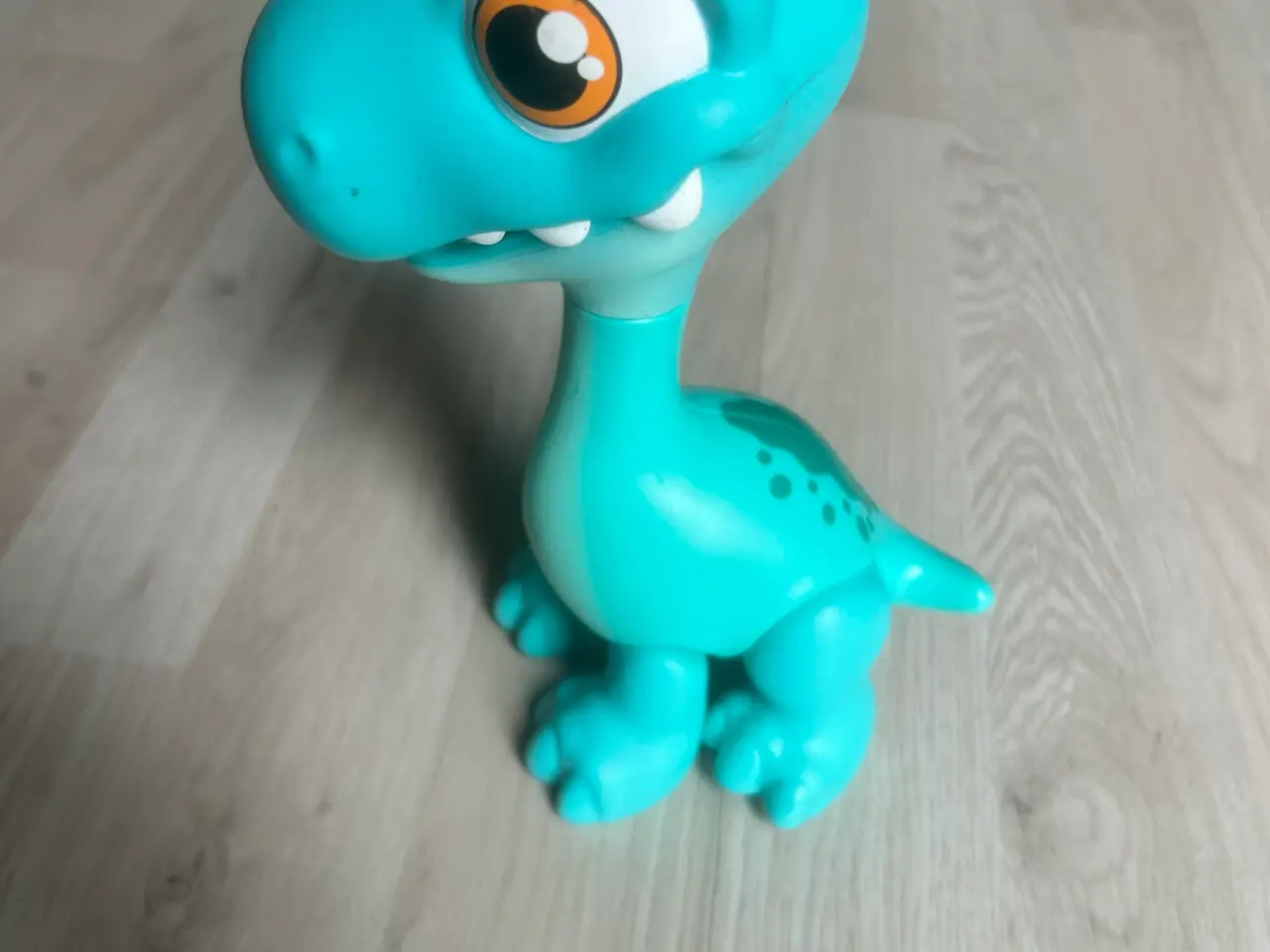 Billede 1 - dinosaur figur.