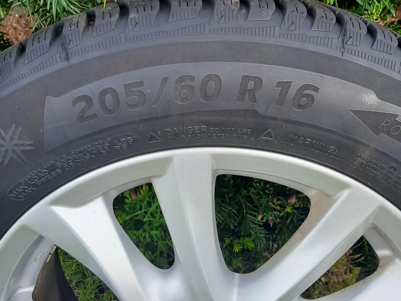 Billede 5 - Vinterhjul MAZDA 3 orginale 205/60 R16 4 Stk.
