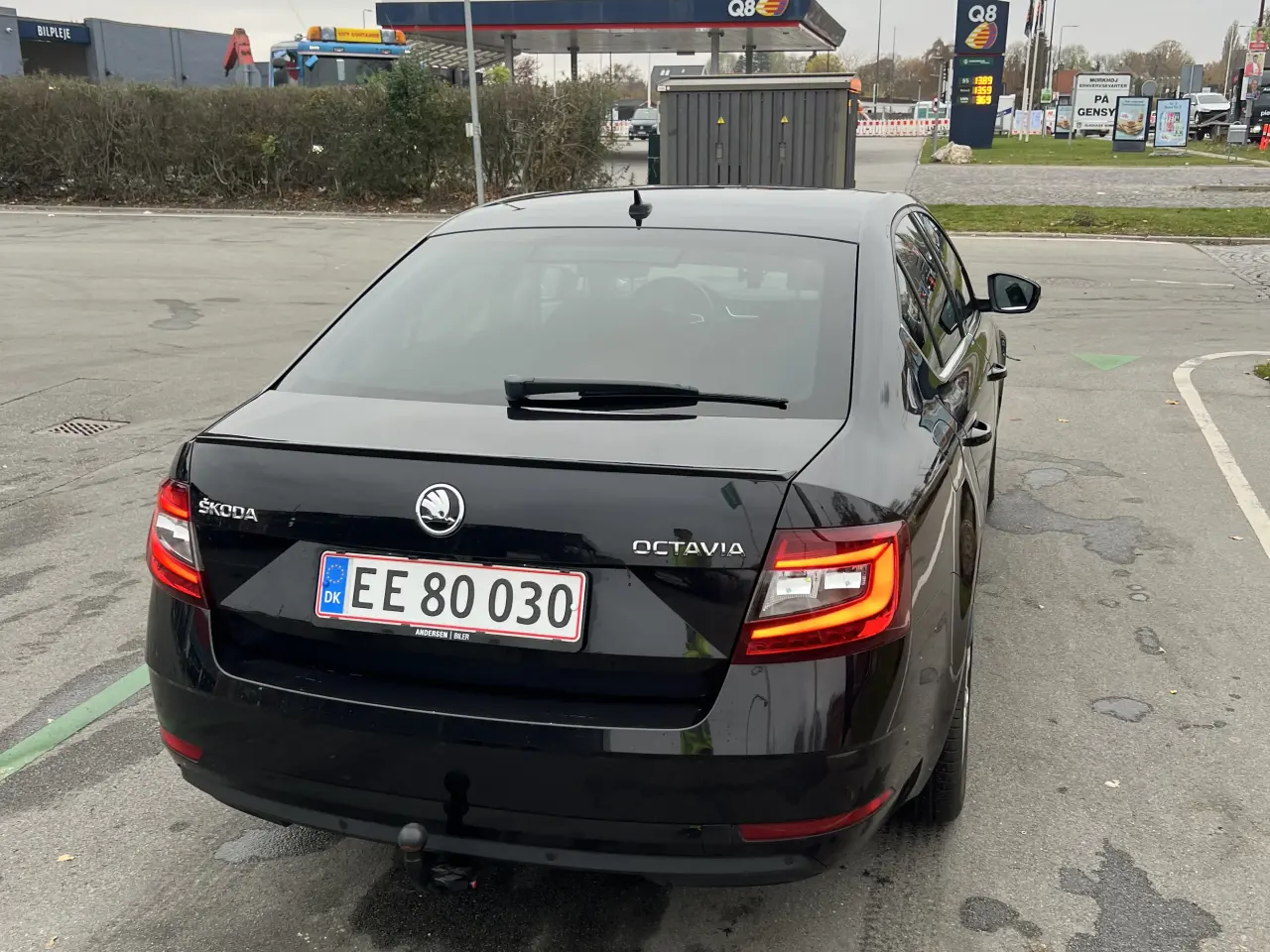 Billede 10 - Velholdt Octavia med lav kilometerstand