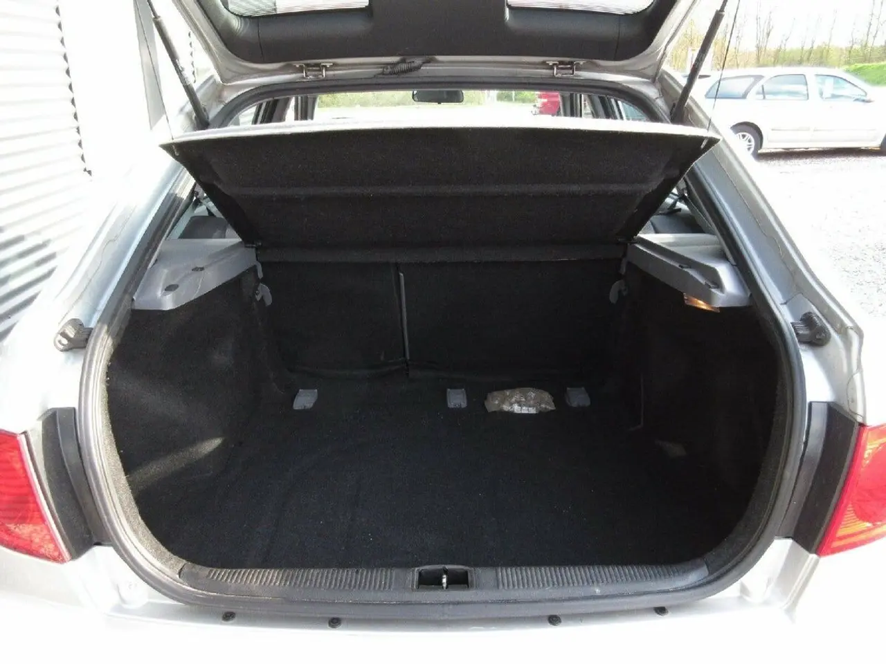 Billede 1 - Hyundai Elantra 2,0 CRDi GLS 113HK 5d
