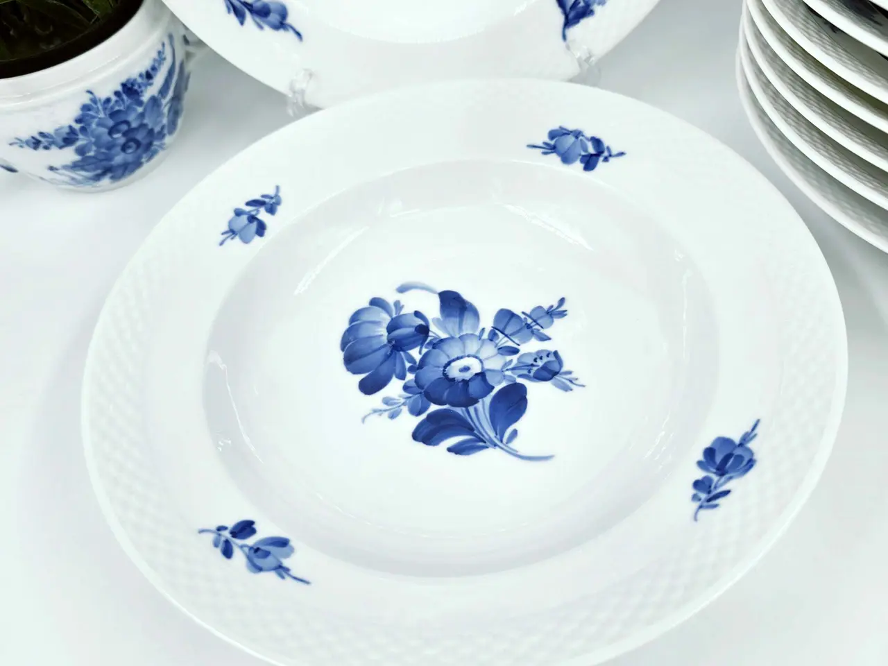 Billede 3 - Blå Blomst Flettet lille dyb tallerken Porcelæn 