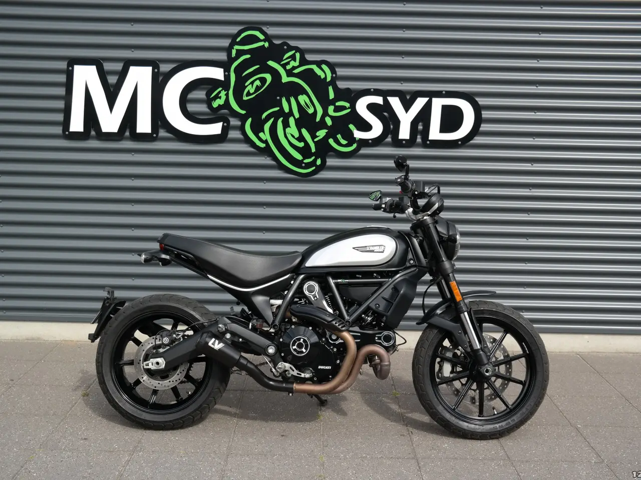 Billede 1 - Ducati Scrambler Icon Dark MC-SYD       BYTTER GERNE