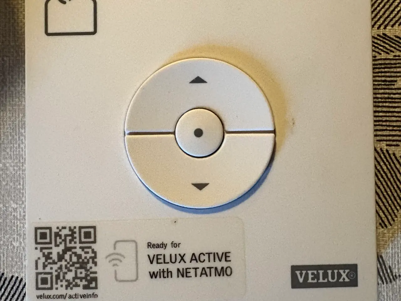 Billede 3 - Fint nyt elektrisk Velux gardin