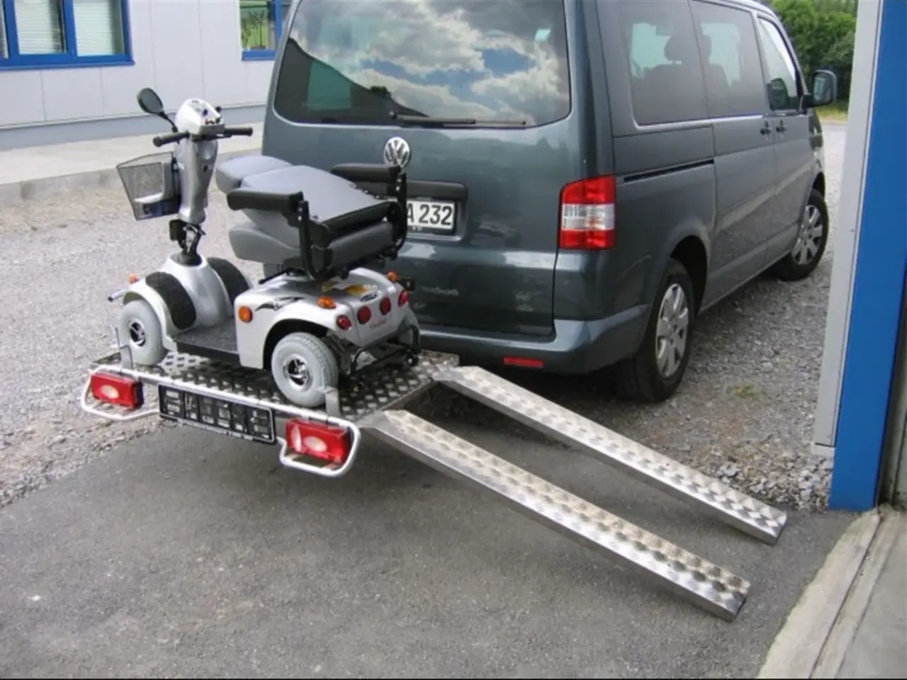 Billede 1 - Rampe til anhængertræk TIL elscooter KØBES