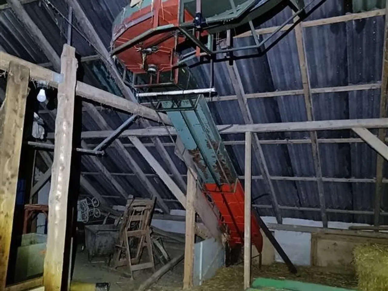 Billede 3 - Befa ca 20-30 meter Halmbane