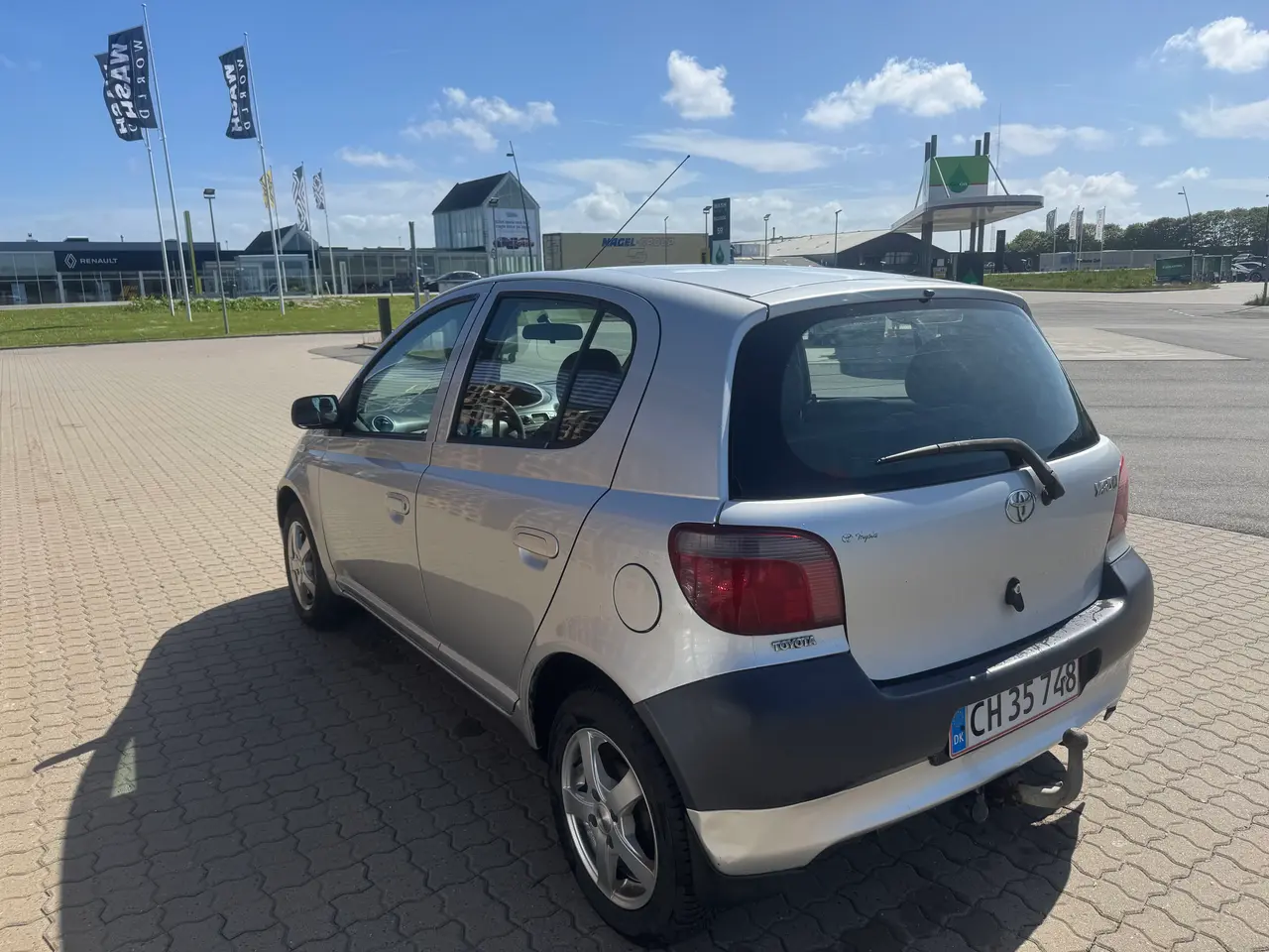 Billede 7 - Toyota Yaris 1,0 5dørs Nysynet Benzin