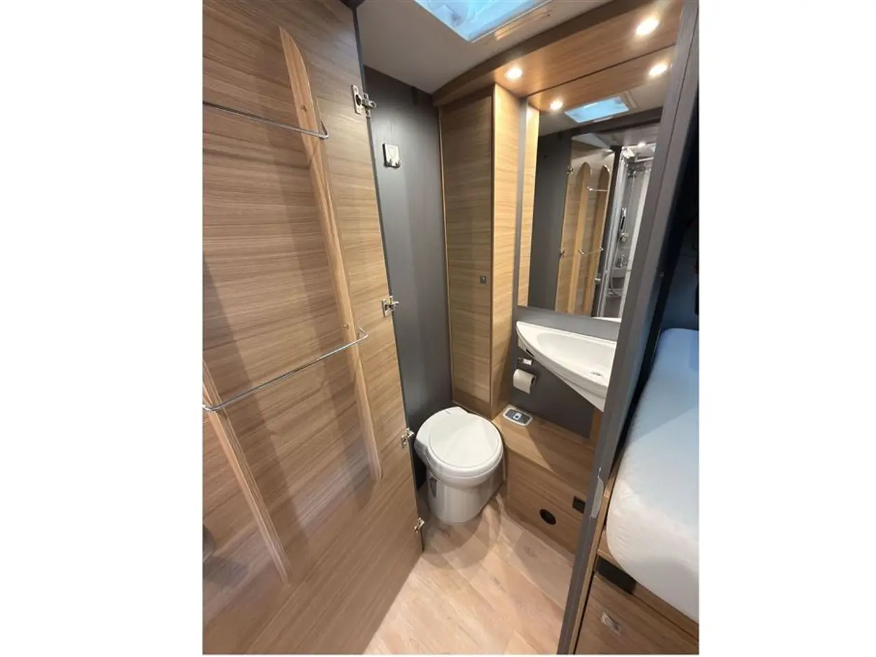 Billede 12 - 2020 - Dethleffs Trend Edition T 7057 EB 2020 Dethleffs Trend Edition T 7057 EB fra Hinshøj Caravan