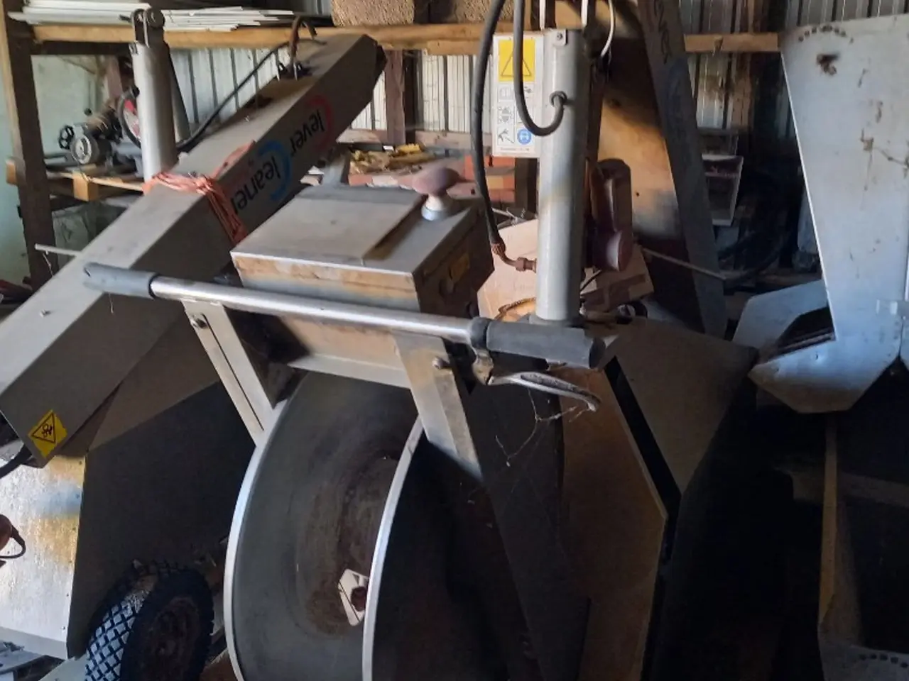 Billede 4 - Clever Cleaner 240 Stald rense robotter