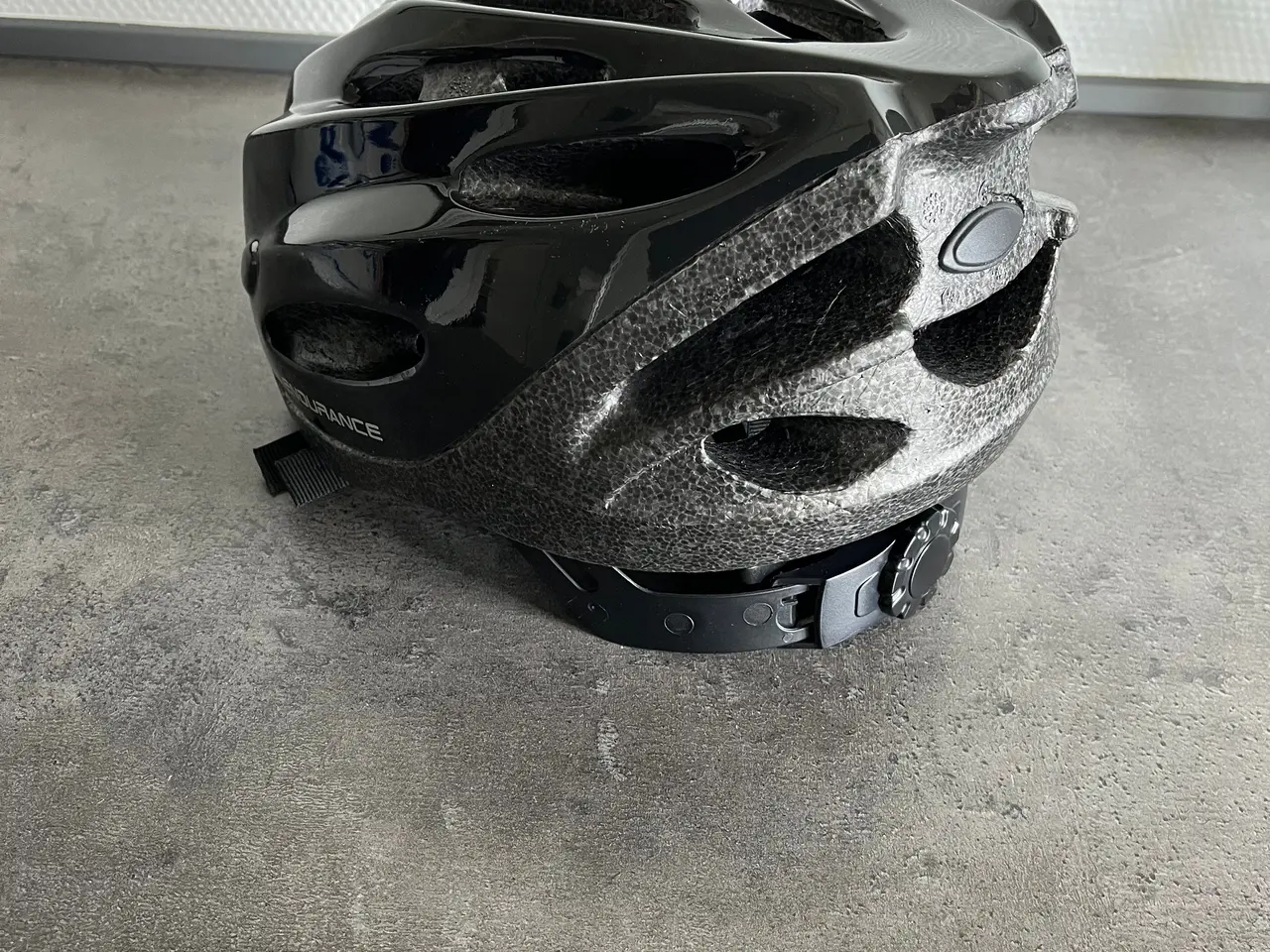 Billede 2 - Cykelhjelm fra Endurance