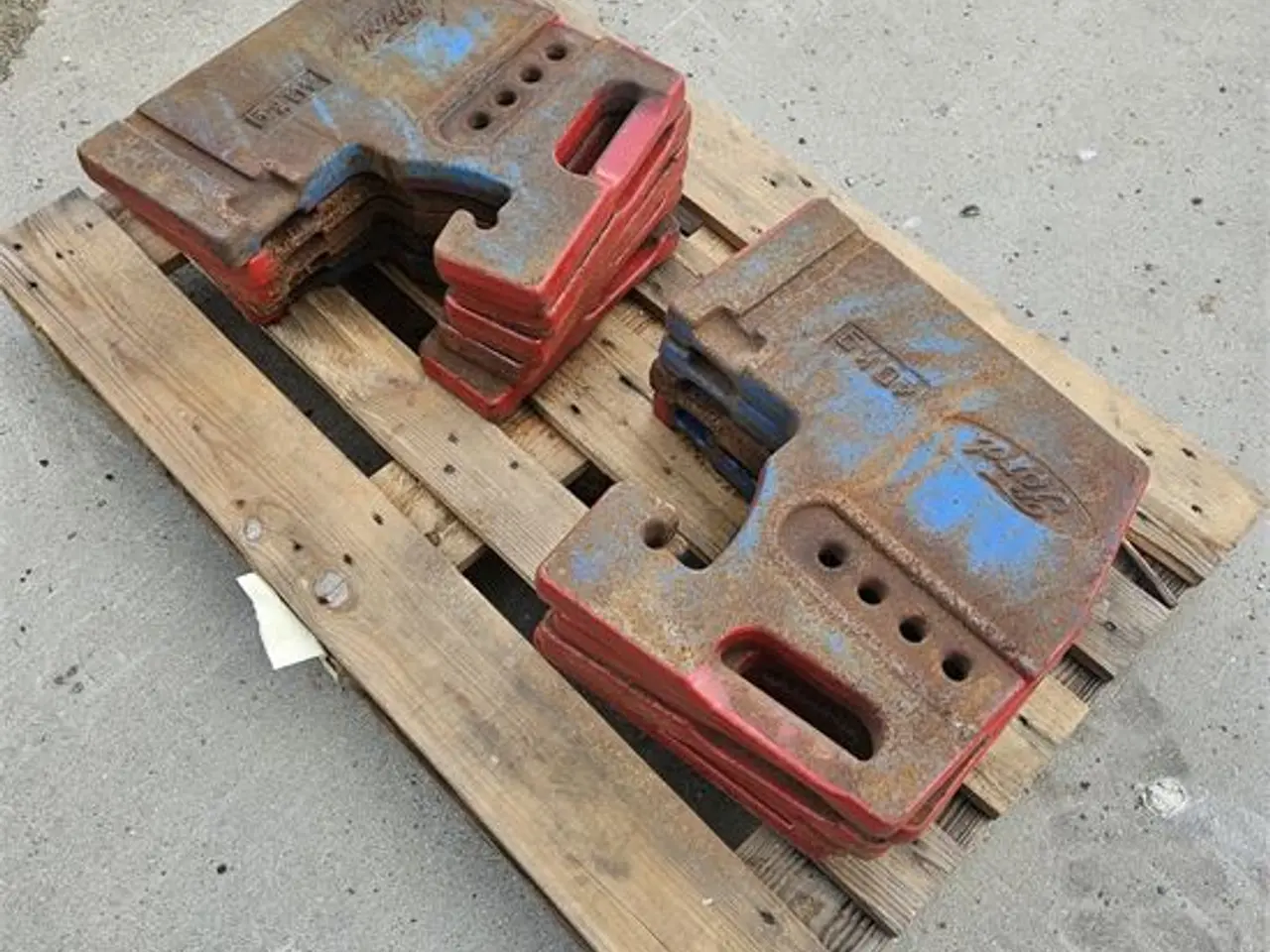 Billede 4 - Ford 10X40 - Originale frontvægte / front weights