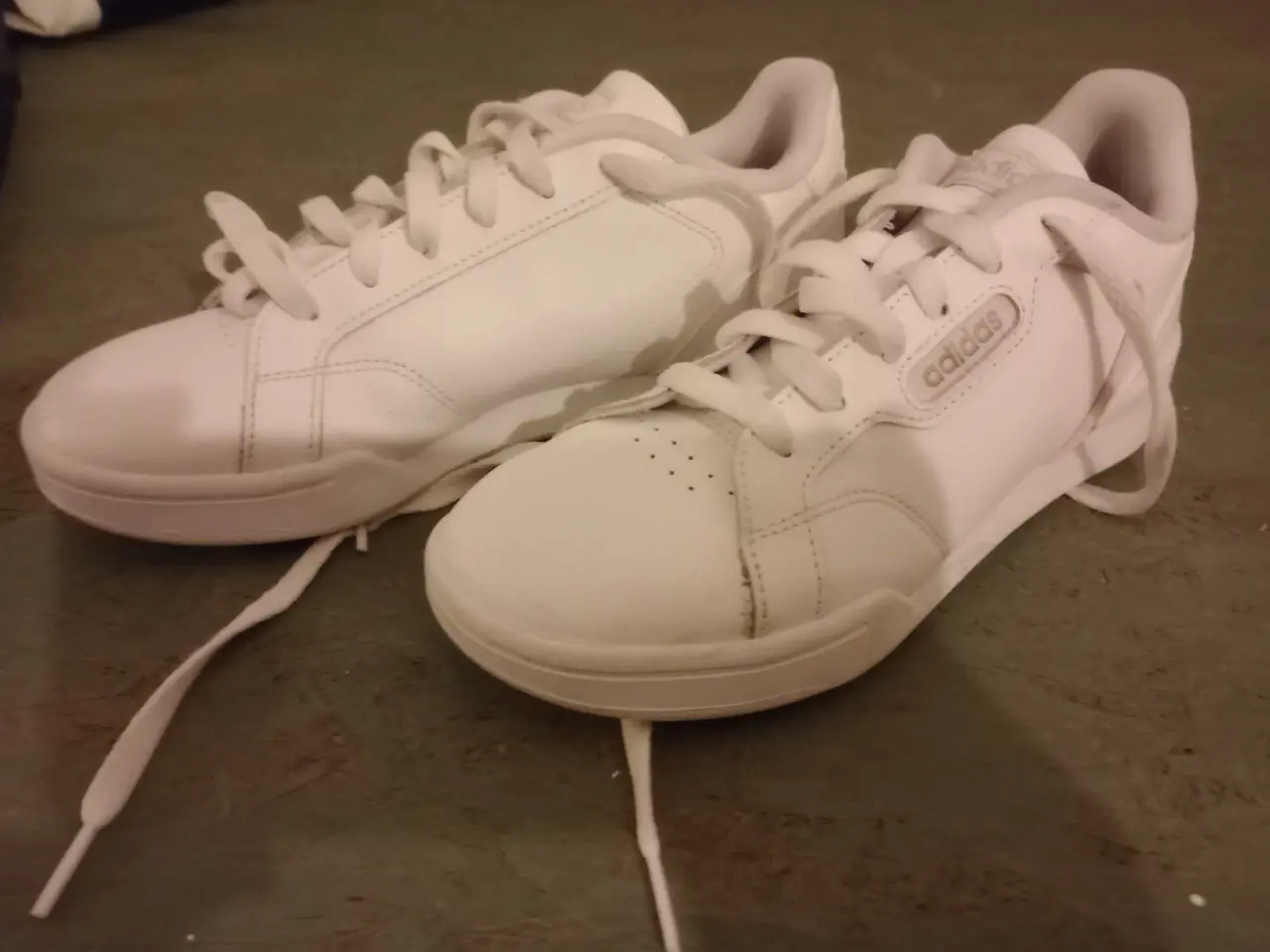 Billede 3 - Adidas sko 