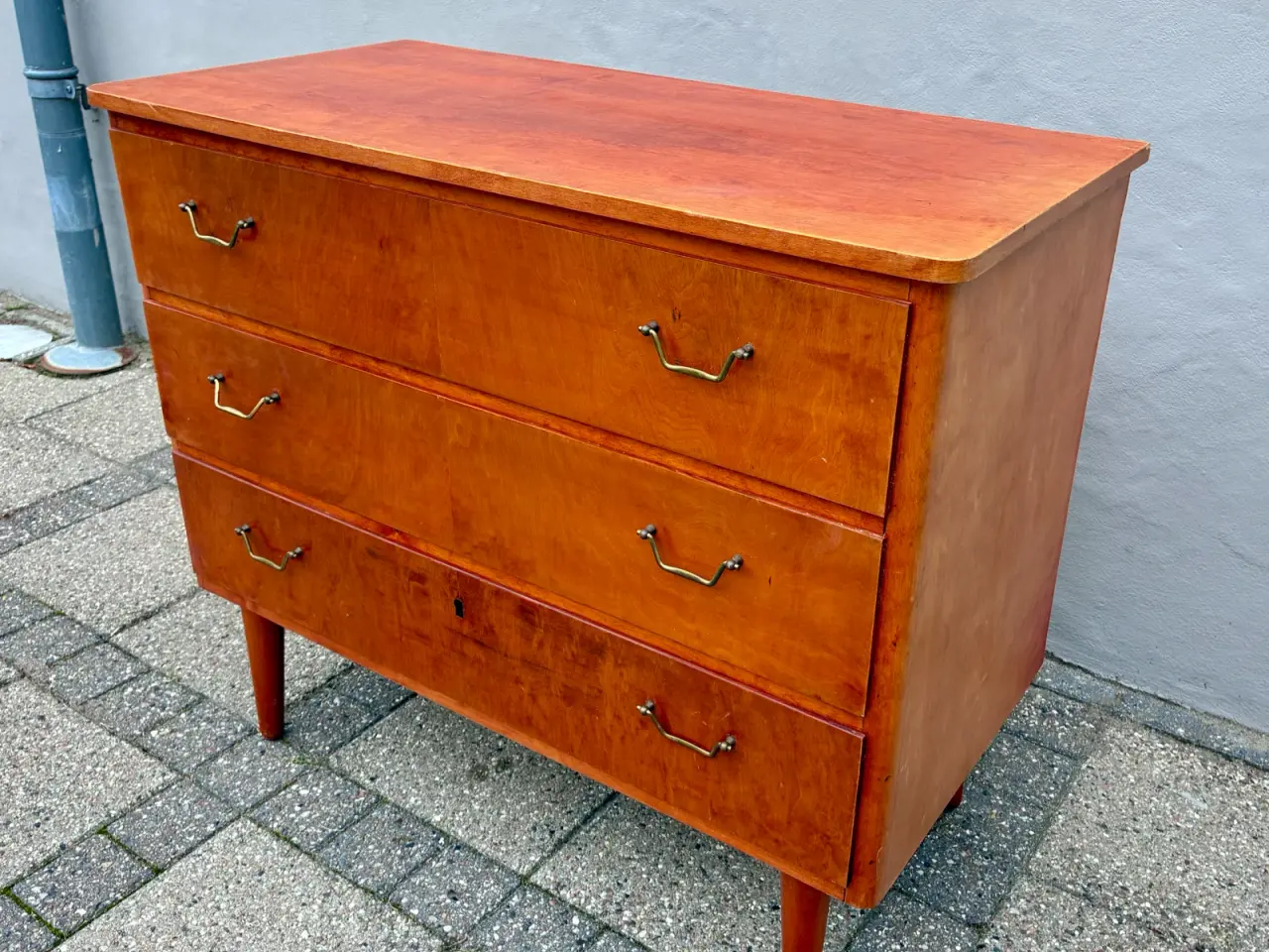 Billede 3 - Dansk vintage kommode . 3 skuffer Messinggreb
