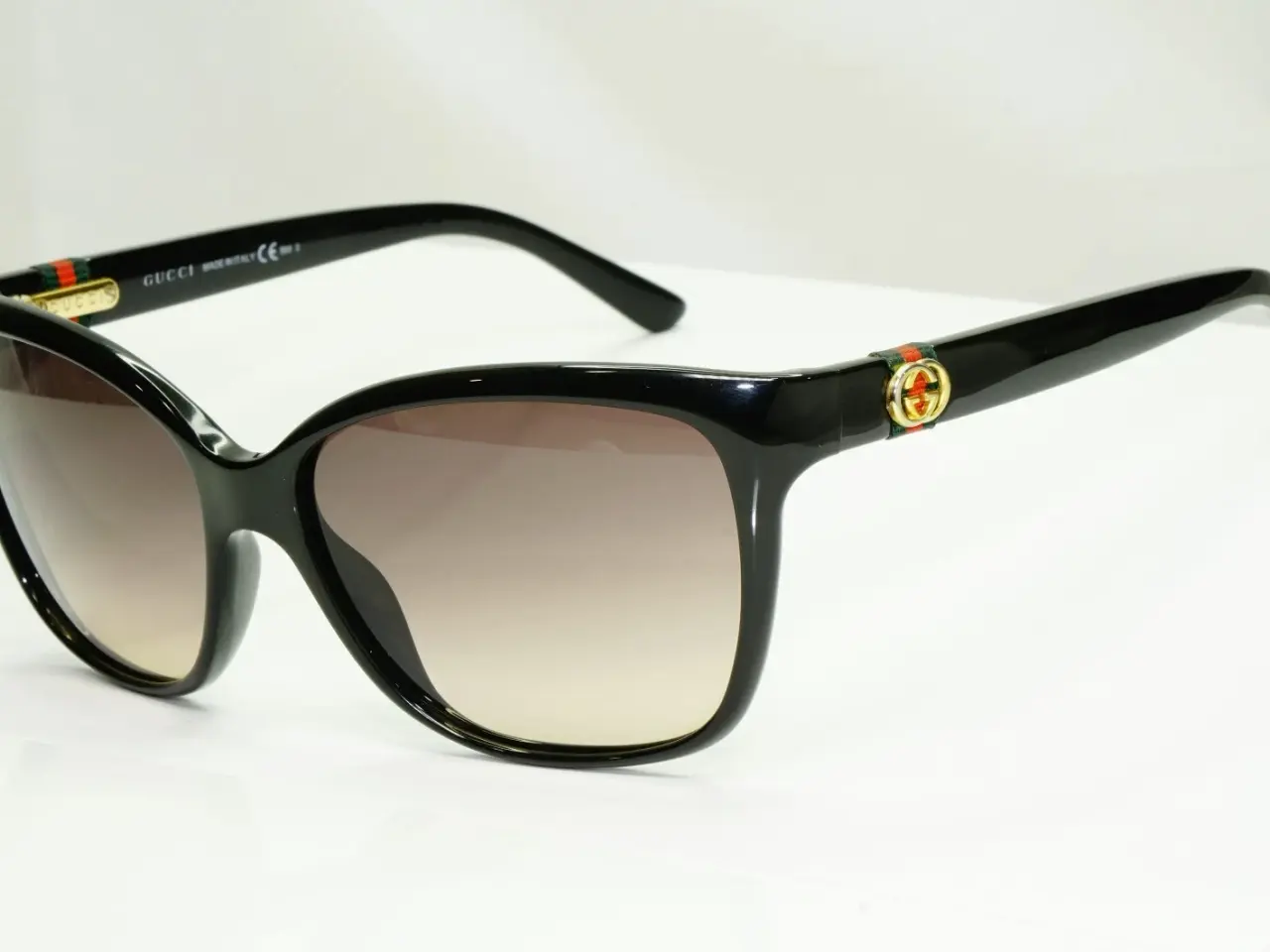 Billede 2 - Fine Gucci Cat Eye solbriller GG 3645/S i str. 56