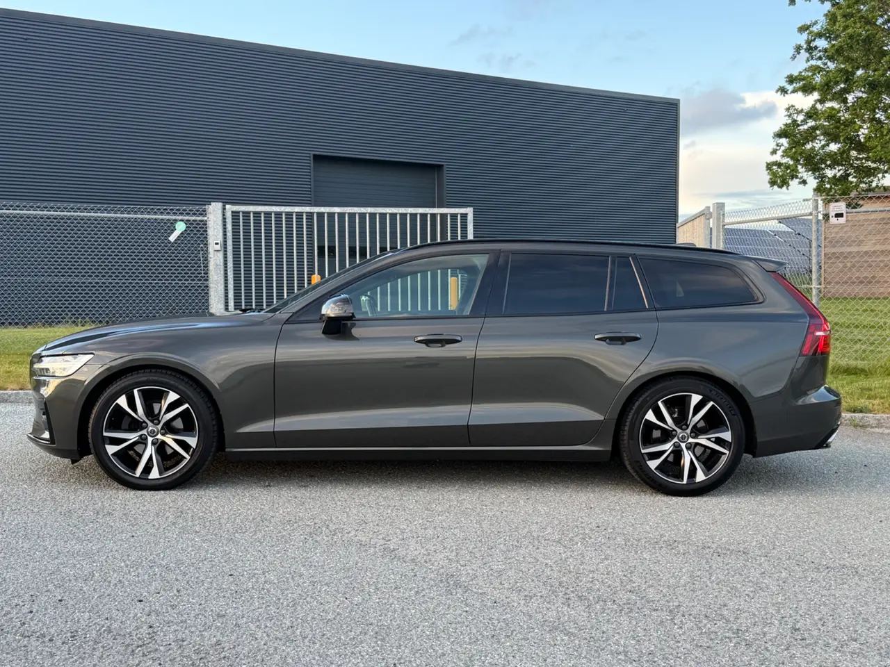 Billede 3 - Volvo V60 2,0 D4 200 R-Design Polestar aut.
