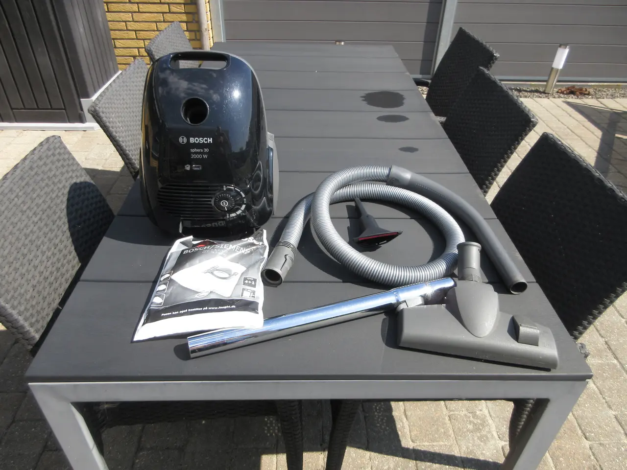 Billede 1 - Bosch Sphera 30. 2000 Watt støvsuger