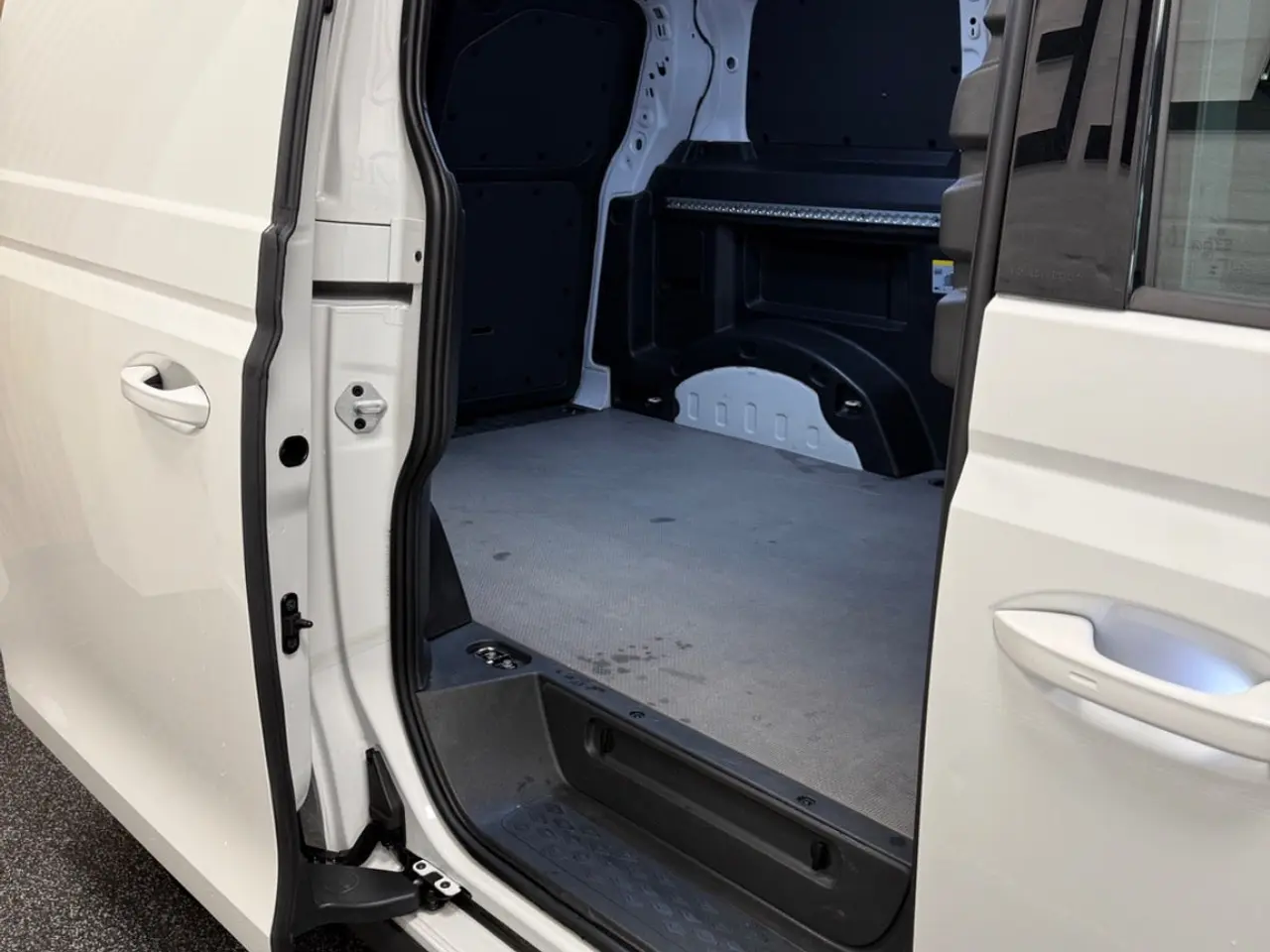 Billede 15 - VW ID. Buzz 77 Cargo Pro SWB