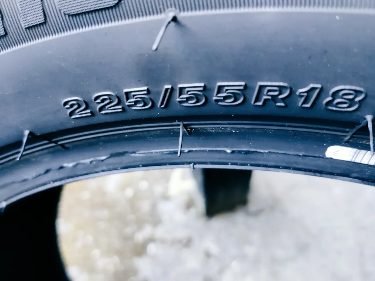 Billede 1 - 18" sommerdæk, Bridgestone 225/55, 4 stk.