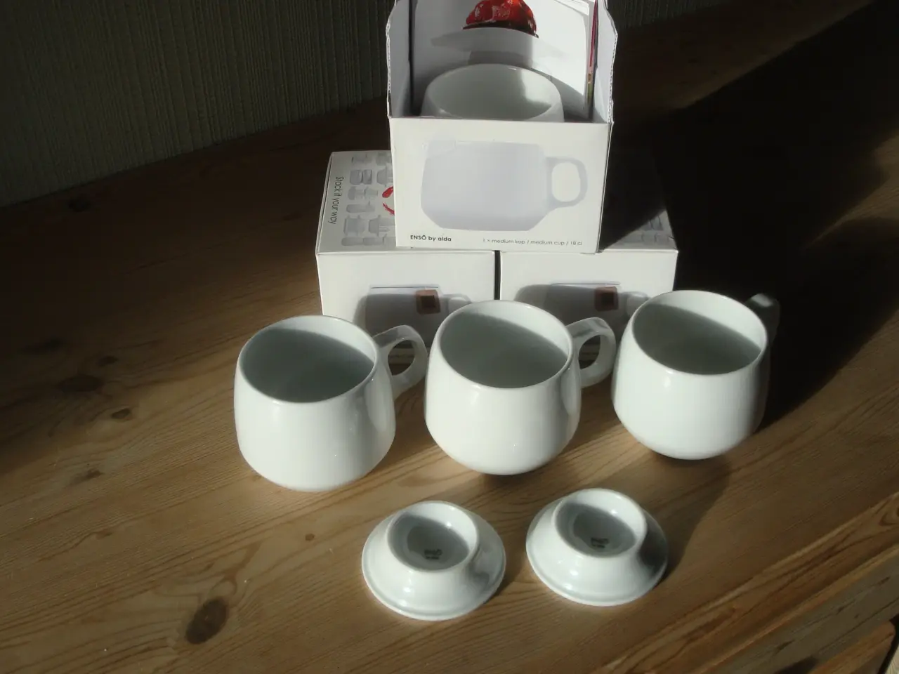 Billede 3 - 6 kaffe 2 låg/æggebægre Enso Aida - sender gerne