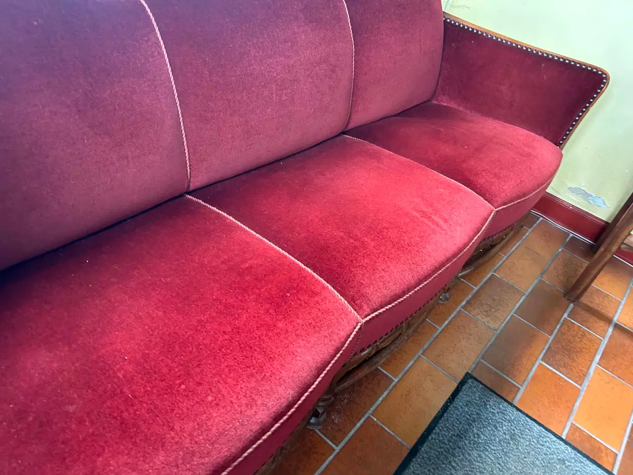 Billede 2 - Sofa fin og velholdt