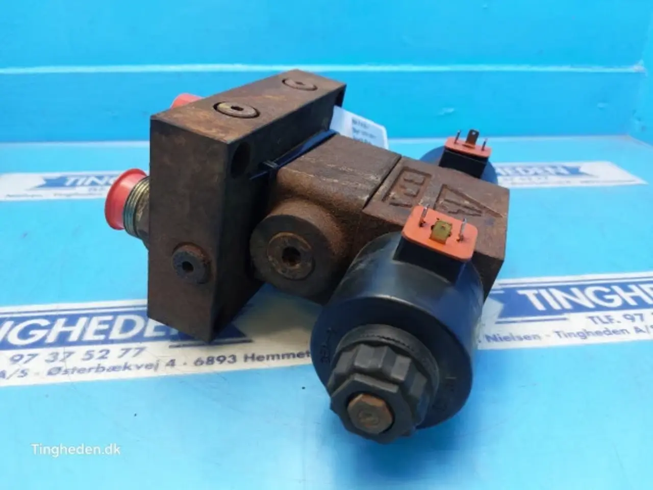 Billede 12 - New Holland FX38 Ventilblok 84069154