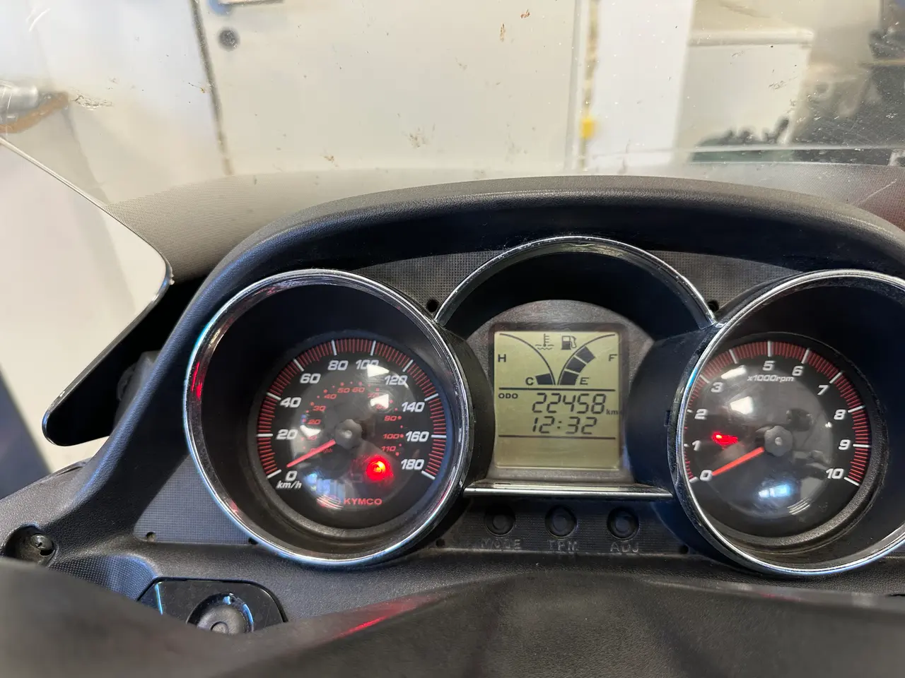 Billede 3 - Kymco Downtown 300 i 2v