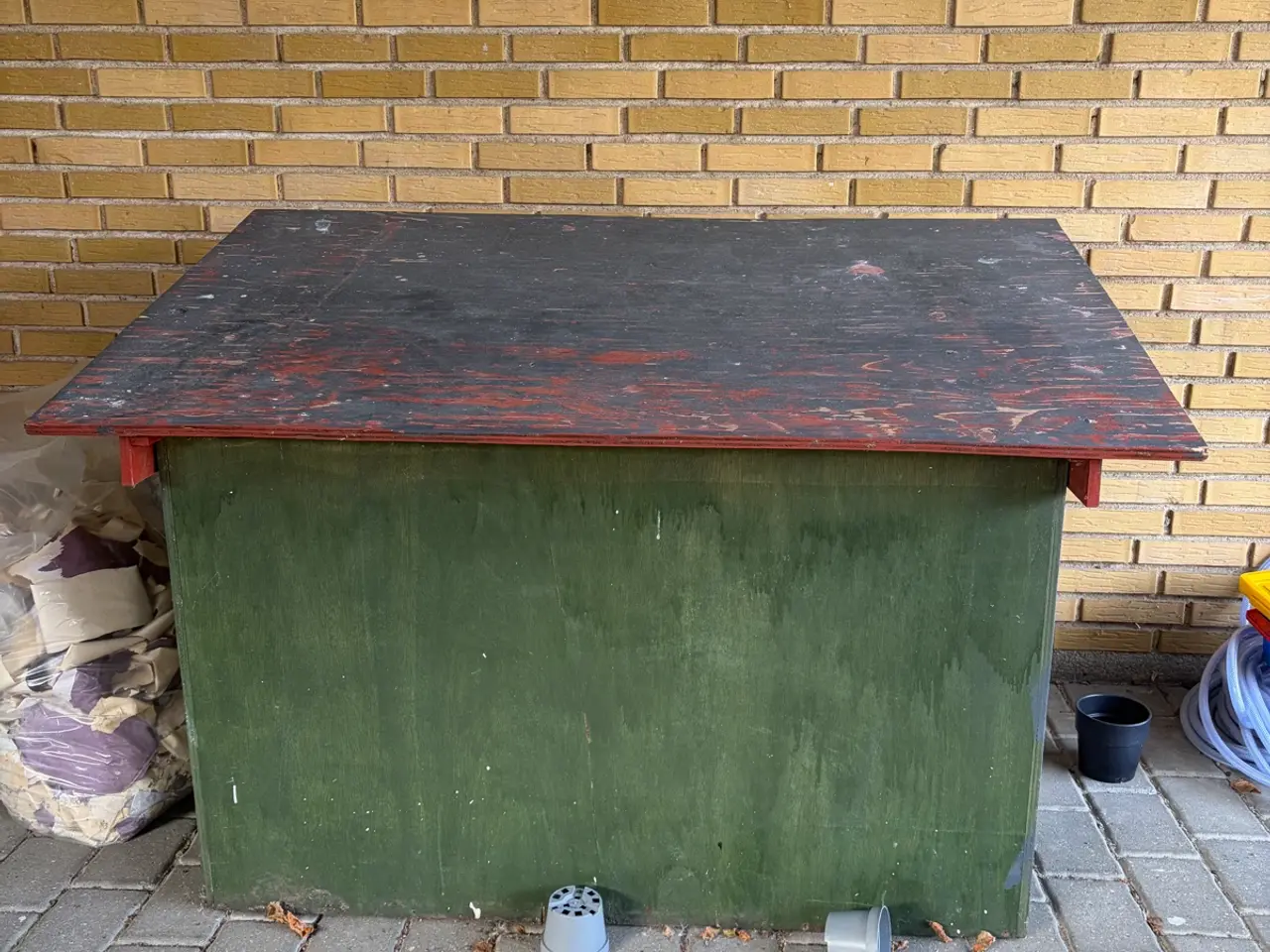 Billede 2 - 2x hundehus