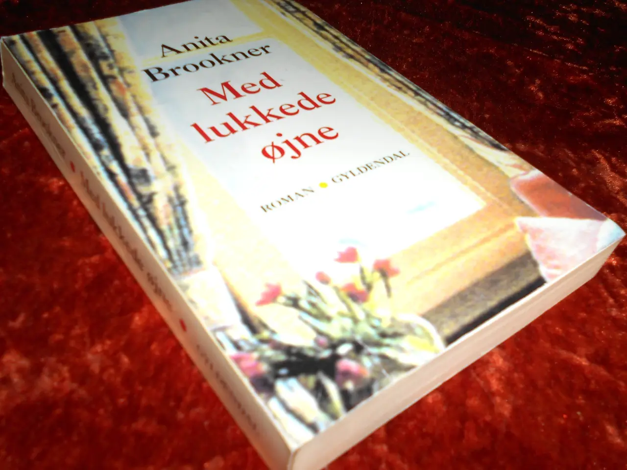 Billede 1 - Med lukkede øjne, Anita Brookner