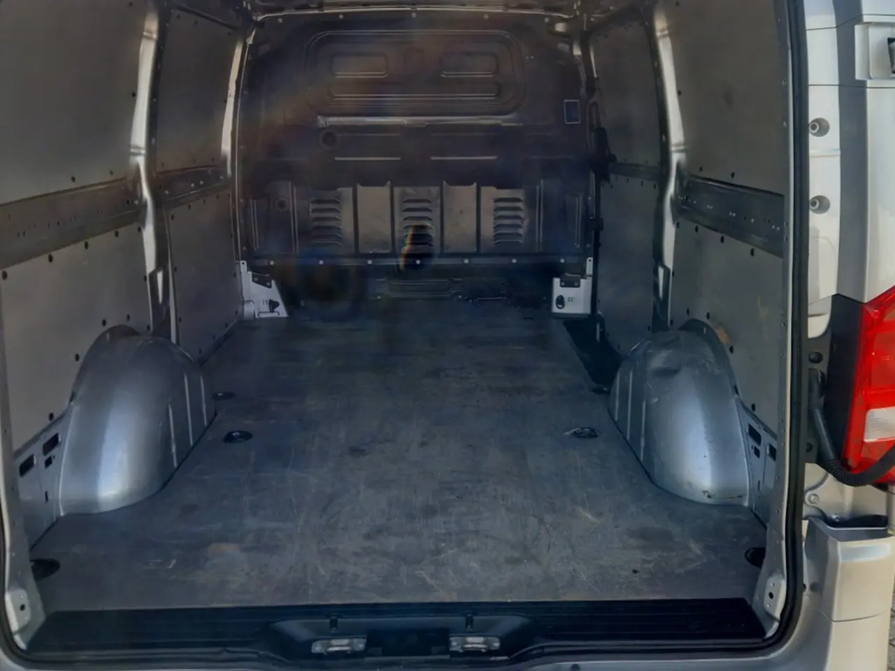 Billede 10 - Mercedes Vito 114 2,0 CDi Kassevogn aut. L RWD