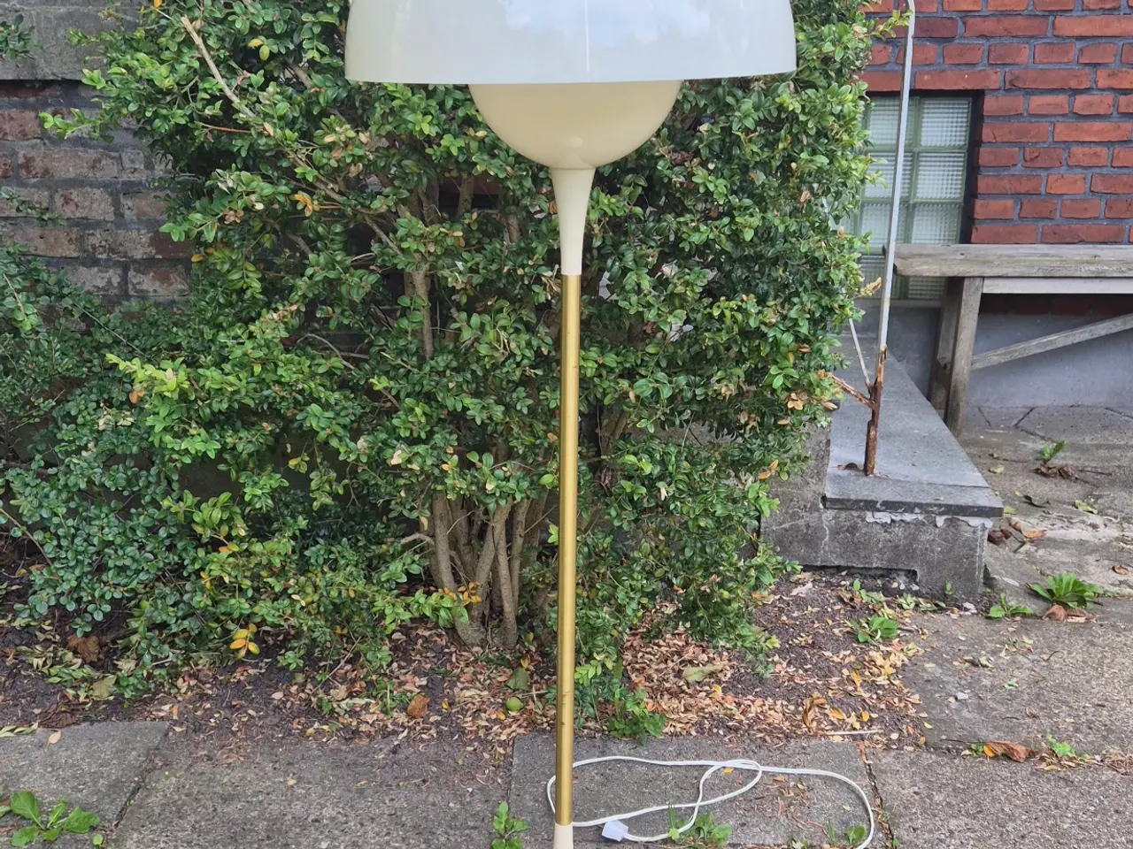 Billede 9 - Trixel gulvlampe designet af Bent Karlby