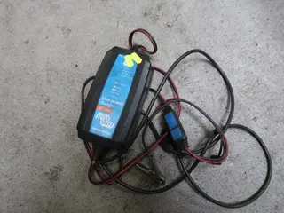 Lader VICTRON ENERGY Blue Power Charger