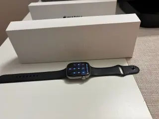 Apple Watch Series 11 – 46mm – Blå aluminium (GPS)