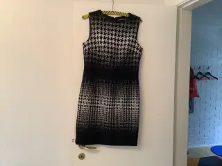 Smarte damekjoler str 38/M - kr 150 - 👗🥻