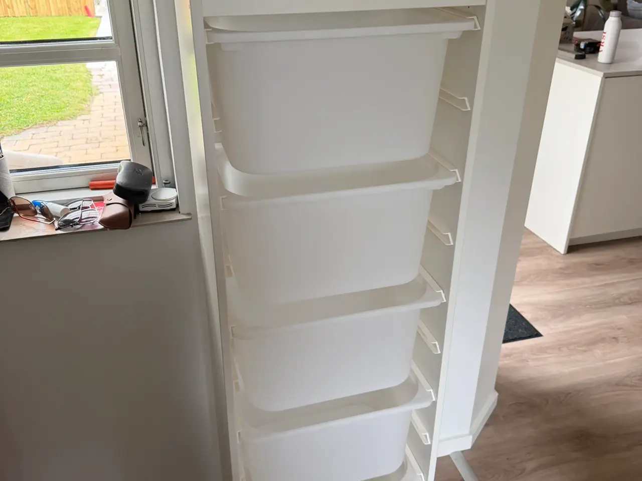 Billede 1 - Trofast Ikea reol med 5 hvide kasser