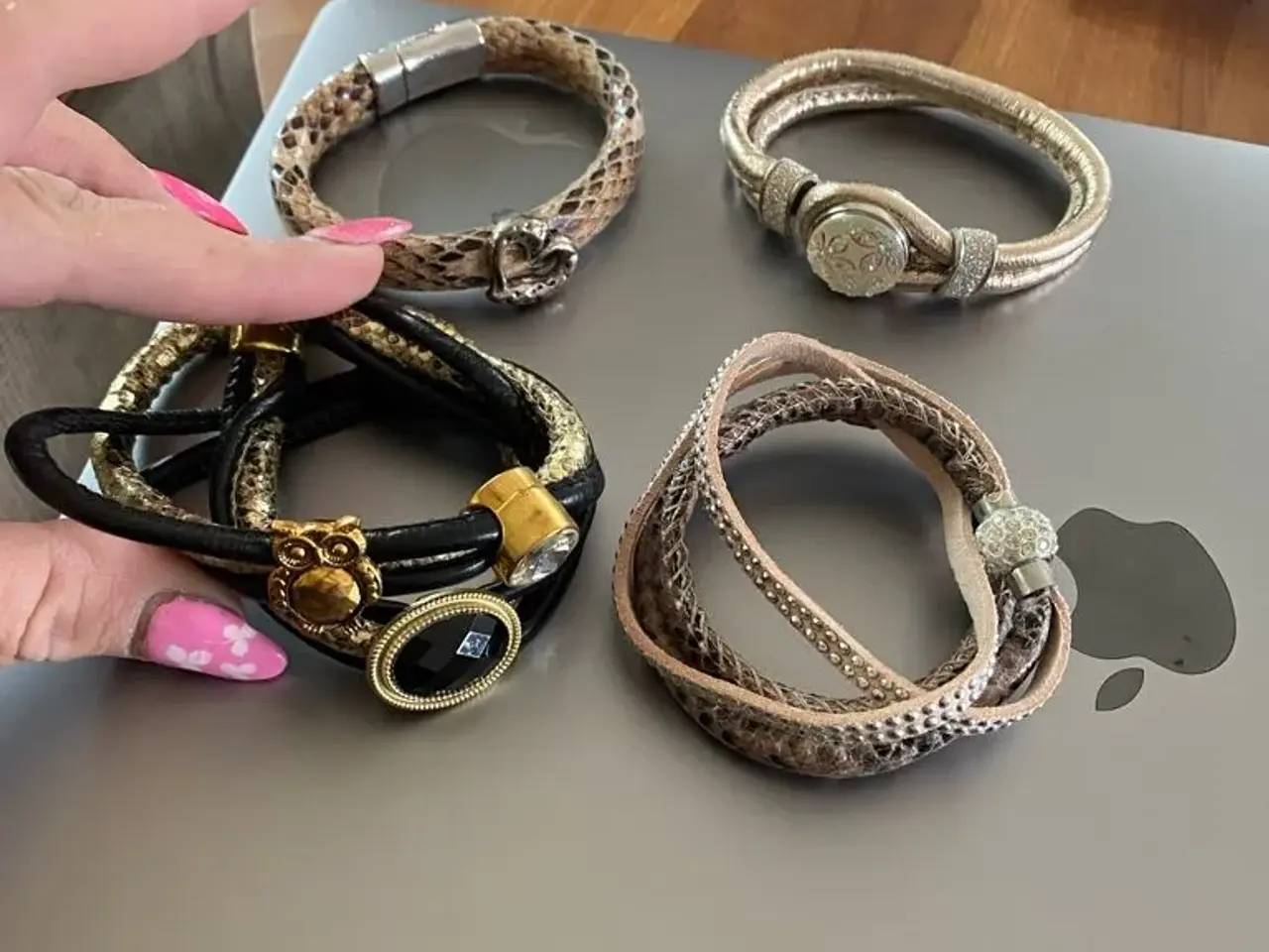 Billede 10 - Flotte armbånd