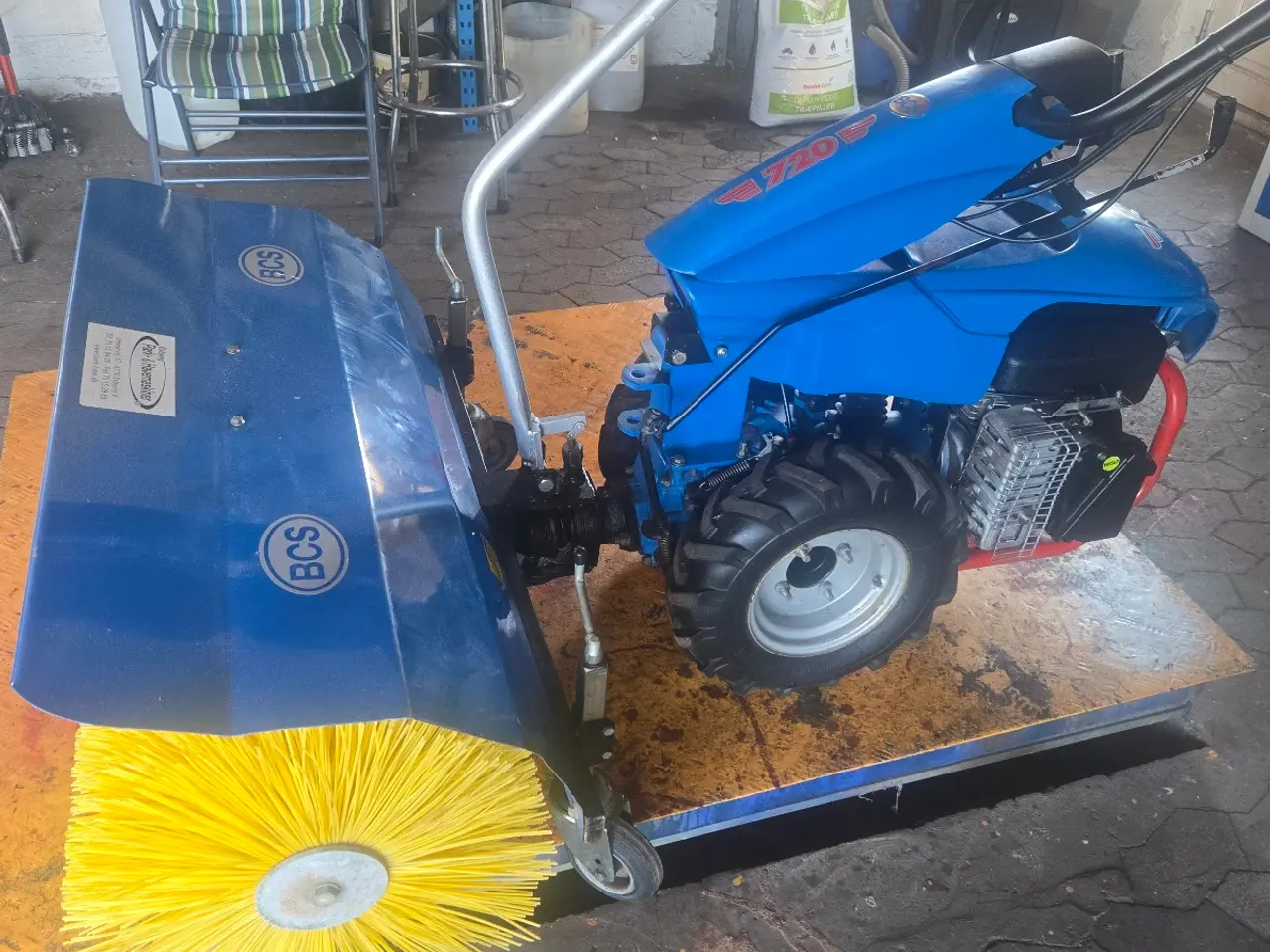 Billede 3 - Bcs 720/Ferrari fejekost