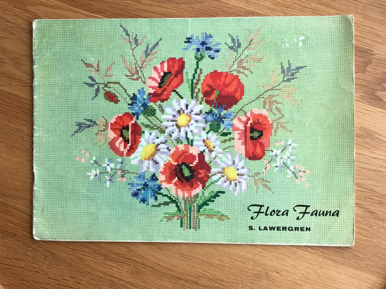 Billede 1 - Flora Fauna - S. Lawergren - Korsstingsmønstre