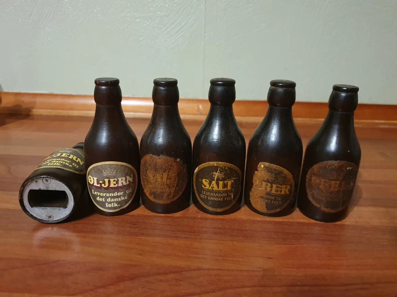 Billede 1 - SOLGT Faxe Fad. Salt og peber. Øloplukkere