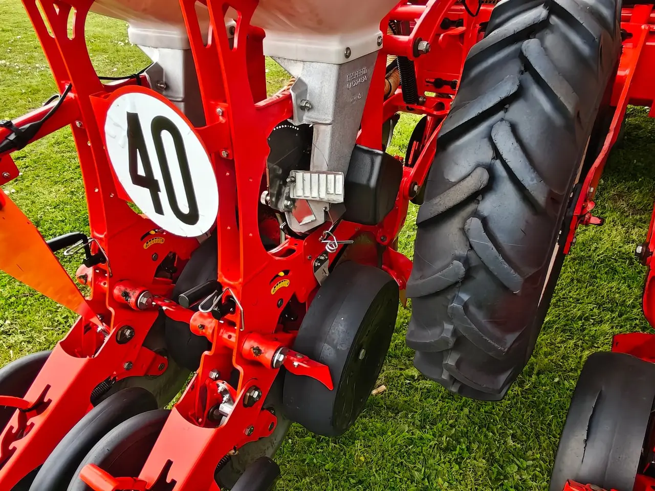 Billede 15 - Maschio Gaspardo MANTA ISOTRONIC 12-75 XL inkl. fabriksny Maschio Gaspardo Fronttank