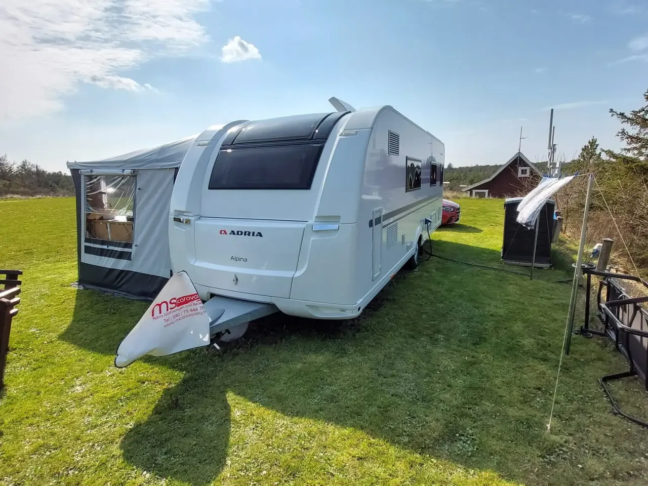 Billede 4 - Adria Alpina 663 HT – luksus campingvogn med alt.