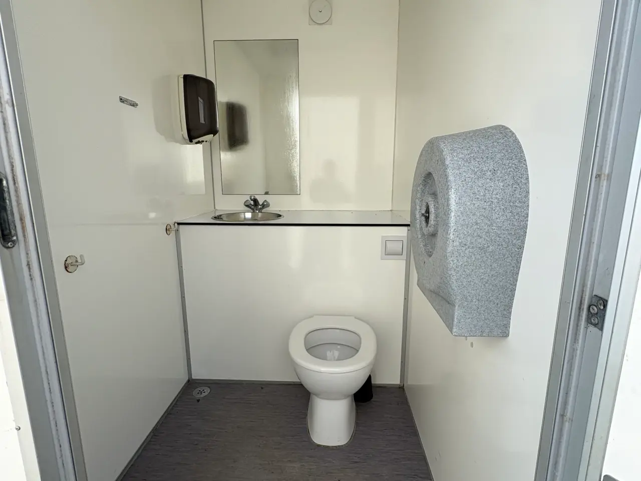 Billede 6 - Toiletvogn dobbelt
