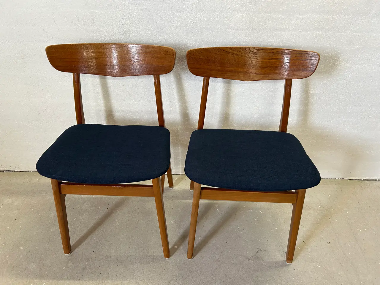 Billede 1 - 2 stk. Farstrup spisebordsstole (Model 210) –