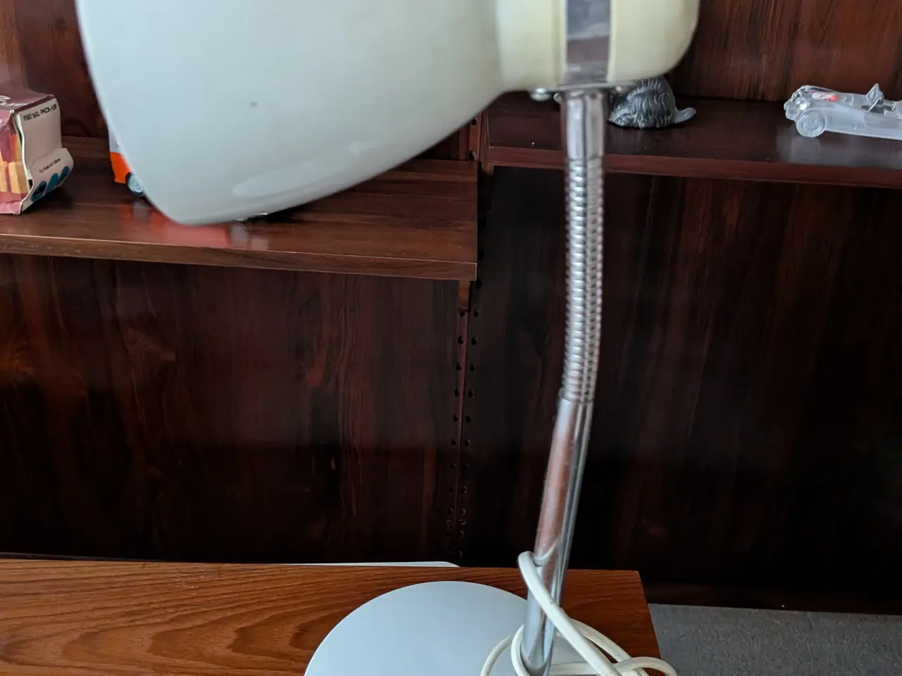Billede 2 - SKRIVEBORDS - / BORD LAMPE I ELEGANT DESIGN 