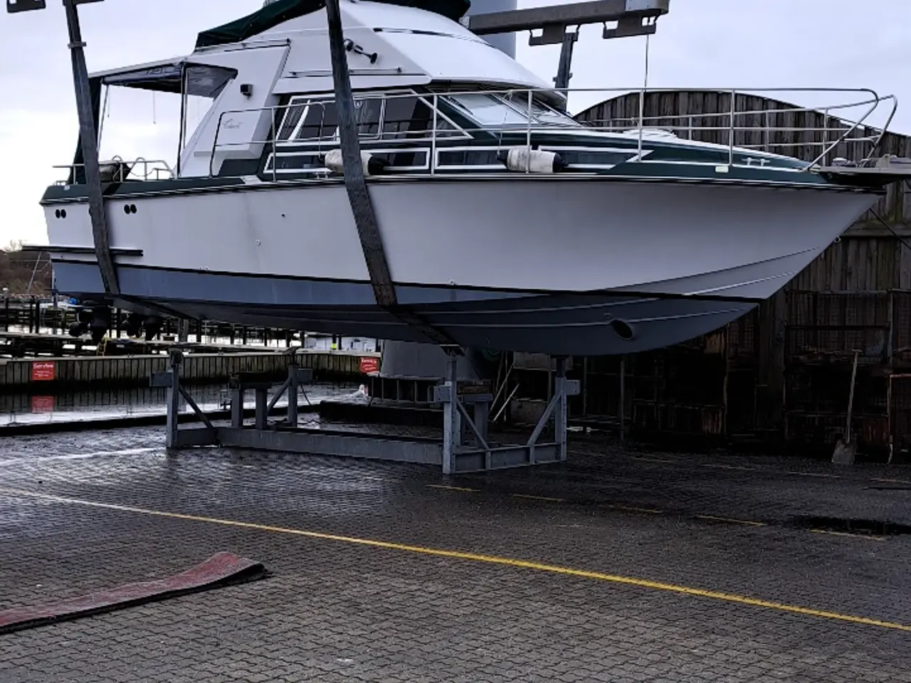 Billede 10 - Coronet Sedan Flybridge