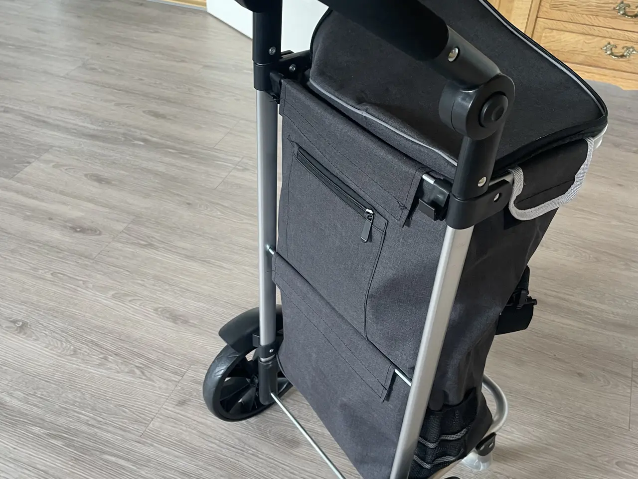 Billede 2 - God indkøbsvogn / shopper med hjul