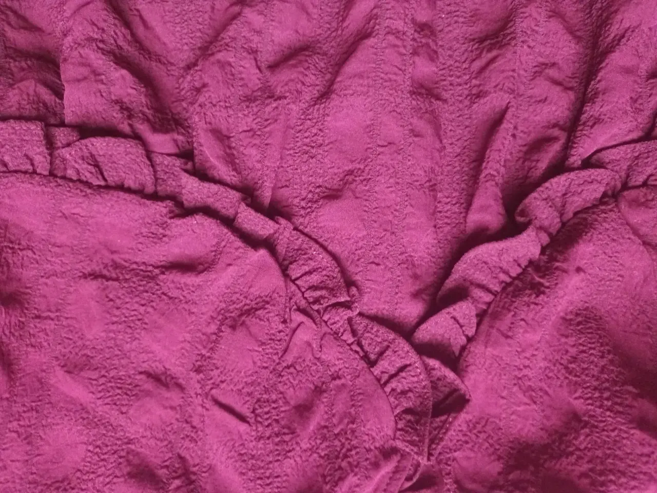 Billede 5 - Flot bluse i smuk farve.