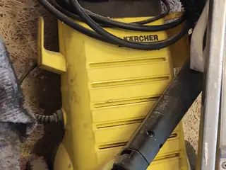 Lille og handy Karcher højtrykrenser