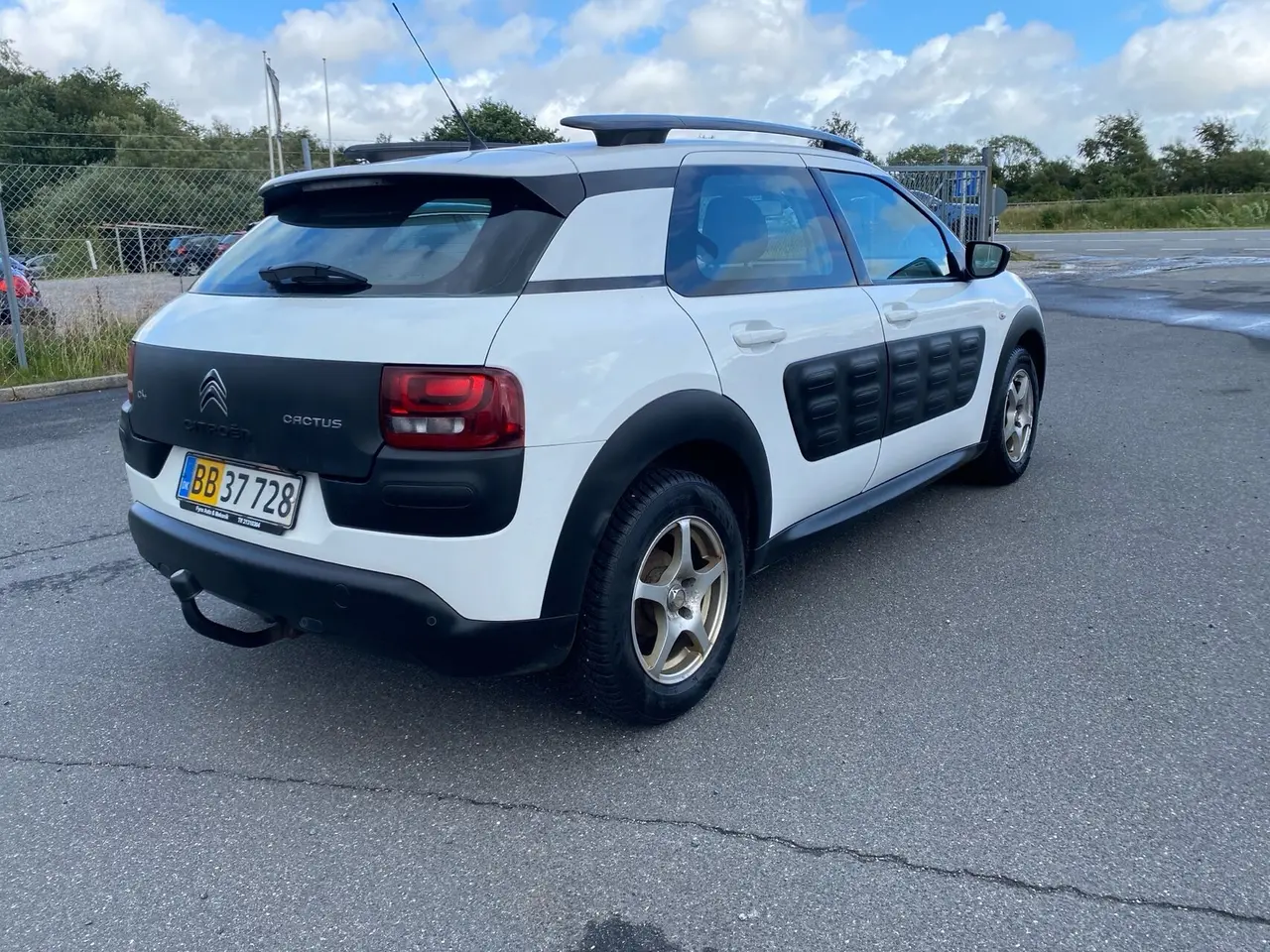Billede 3 - Citroën C4 Cactus 1,6 Blue HDi Feel Complet start/stop 100HK Van