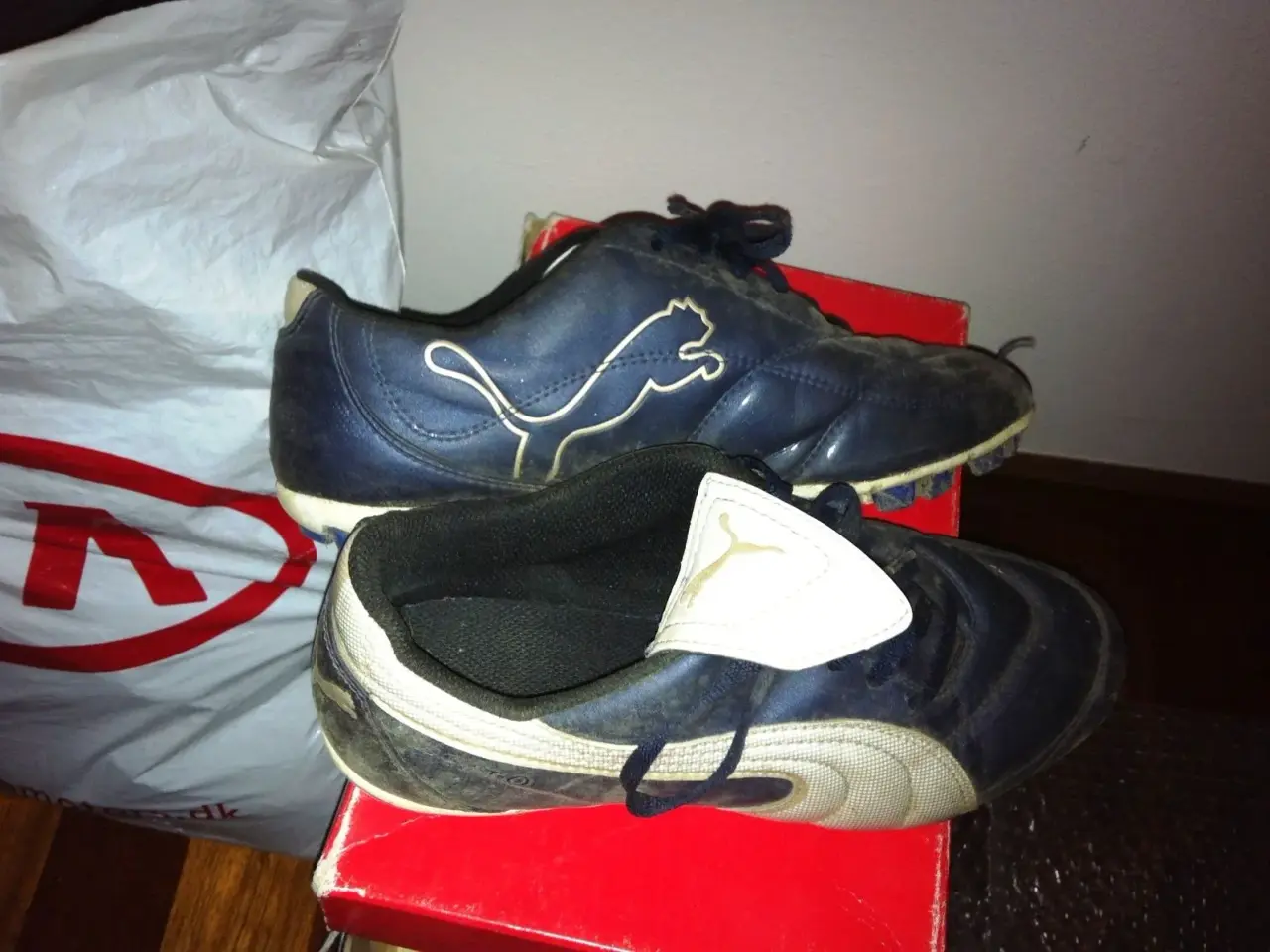 Billede 2 - Puma Fodboldstøvler, str. 35, 20kr